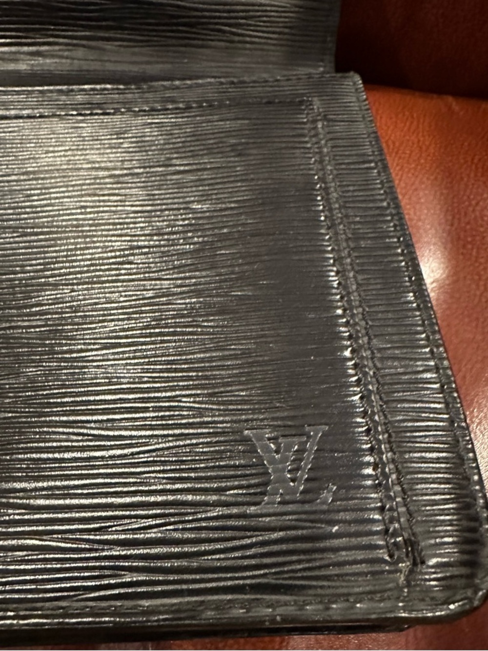 LV Noir Epi Leather Sellier Dragonne Clutch Pouchette EUC Like New! FRANCE 2004 - Picture 6 of 12
